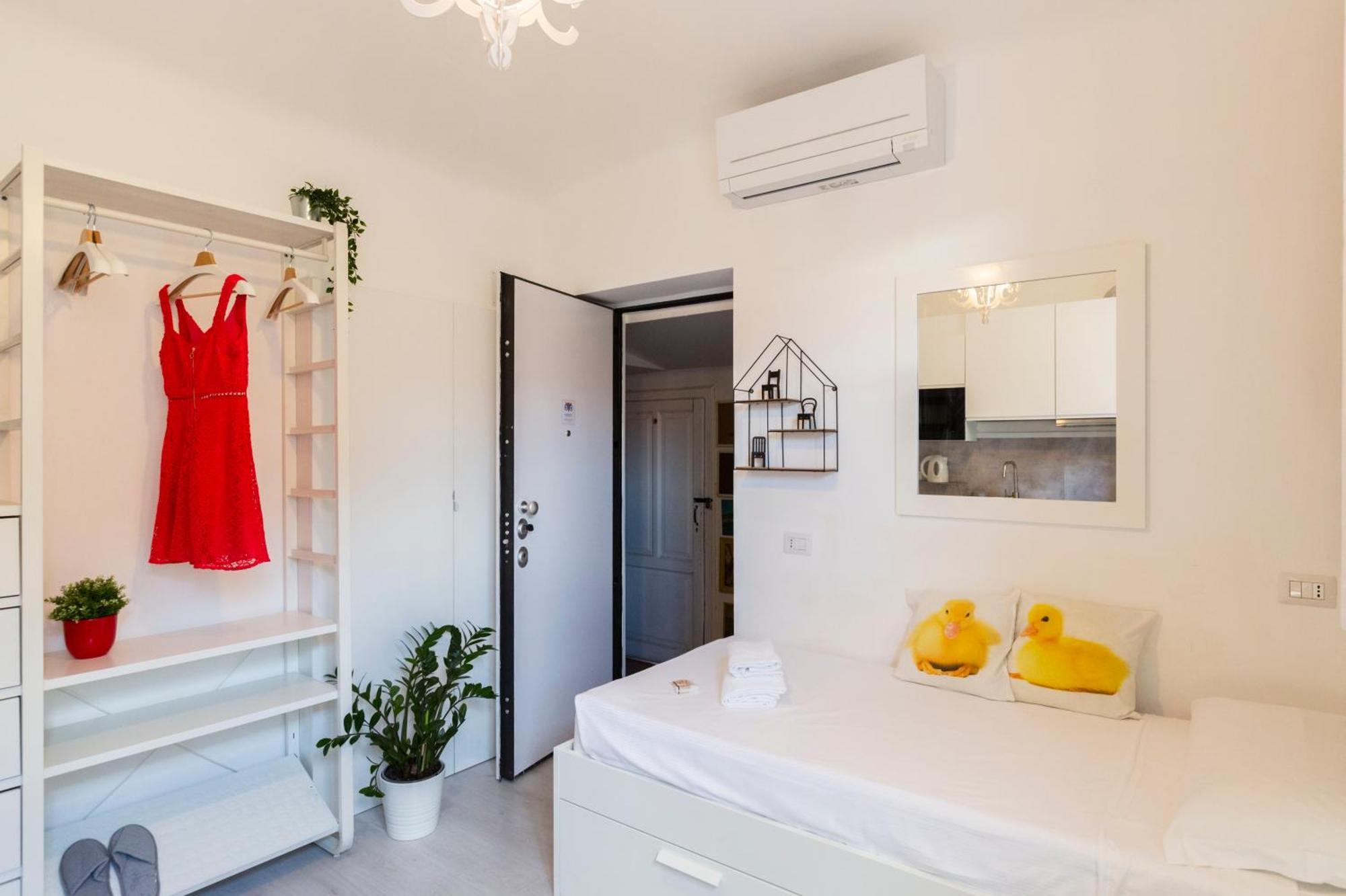 Commenda White Studio Mailand